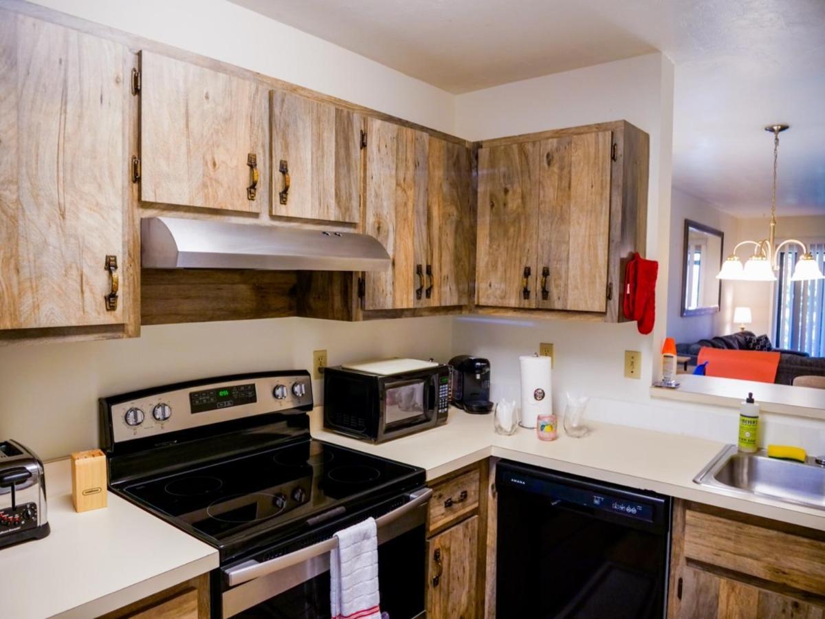 Spacious Townhome Ocala, Central Location, Newly Renovated, Pets Welcome Экстерьер фото